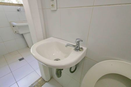 Apartamento para alugar com 120m², 3 quartos e 2 vagas Apartamento para alugar com 120m², 3 quartos e 2 vagasBanheiro de Serviço