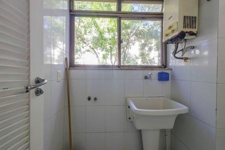 Apartamento para alugar com 120m², 3 quartos e 2 vagas Apartamento para alugar com 120m², 3 quartos e 2 vagasÁrea de Serviço