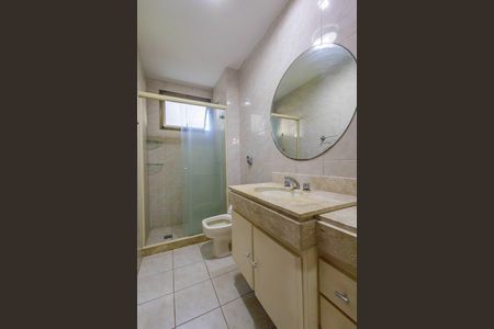 Apartamento para alugar com 120m², 3 quartos e 2 vagas Apartamento para alugar com 120m², 3 quartos e 2 vagasBanheiro da Suíte