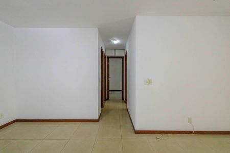 Apartamento para alugar com 120m², 3 quartos e 2 vagas Apartamento para alugar com 120m², 3 quartos e 2 vagasSala