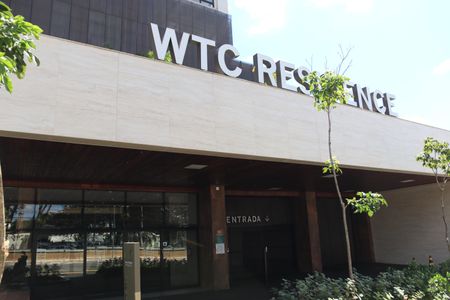 Apartamento para alugar com 78m², 2 quartos e 1 vagaFachada