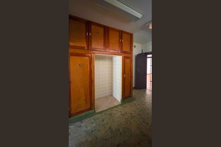 Casa à venda com 270m², 4 quartos e 4 vagasCozinha