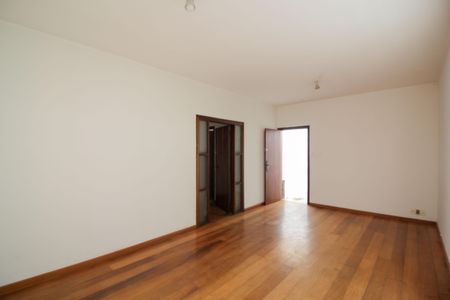 Casa à venda com 270m², 4 quartos e 4 vagasSala de Estar