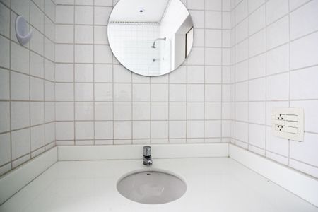 Casa à venda com 270m², 4 quartos e 4 vagasBanheiro da Suíte