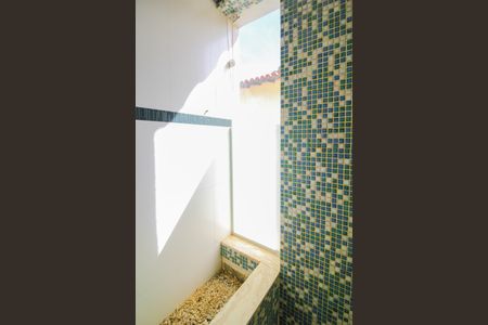 Casa à venda com 270m², 4 quartos e 4 vagasBanheiro Social 1