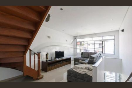 Casa à venda com 3 quartos, 210m² em Ipiranga, São Paulo