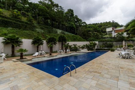 Apartamento à venda com 73m², 2 quartos e 2 vagasÁrea comum - Piscina