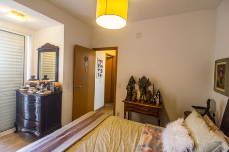 Apartamento à venda com 73m², 2 quartos e 2 vagasSuíte