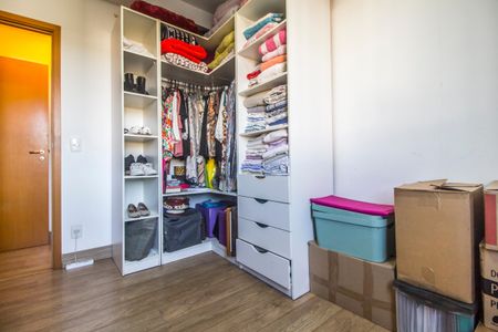 Apartamento à venda com 73m², 2 quartos e 2 vagasQuarto 2