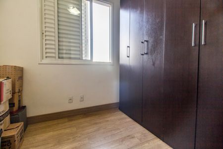 Apartamento à venda com 73m², 2 quartos e 2 vagasQuarto 2