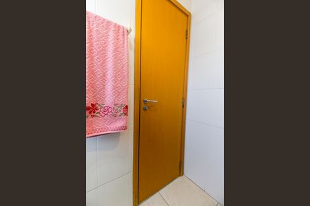 Apartamento à venda com 73m², 2 quartos e 2 vagasBanheiro 