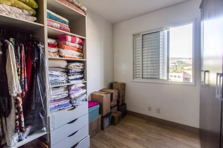 Apartamento à venda com 73m², 2 quartos e 2 vagasQuarto 2