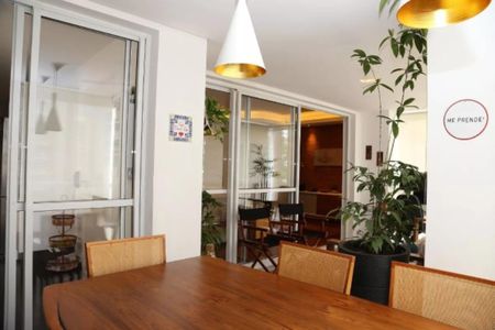 Apartamento à venda com 142m², 4 quartos e 2 vagasFoto 06