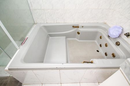 Casa para alugar com 479m², 6 quartos e 3 vagasBanheiro Suíte 2