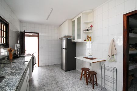 Casa para alugar com 479m², 6 quartos e 3 vagasCozinha