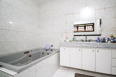 Casa para alugar com 479m², 6 quartos e 3 vagasBanheiro Suíte 2