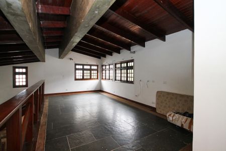 Casa para alugar com 479m², 6 quartos e 3 vagasMezanino