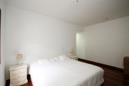 Casa para alugar com 479m², 6 quartos e 3 vagasSuíte 1