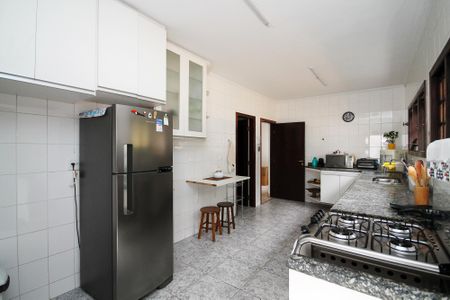 Casa para alugar com 479m², 6 quartos e 3 vagasCozinha