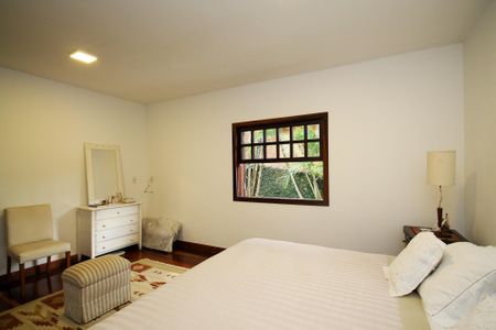 Casa para alugar com 479m², 6 quartos e 3 vagasSuíte 2