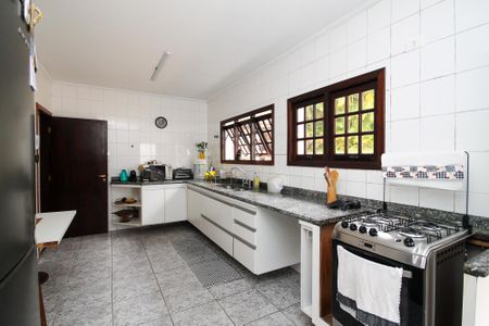 Casa para alugar com 479m², 6 quartos e 3 vagasCozinha