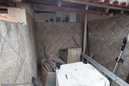 Casa à venda com 244m², 4 quartos e 3 vagas Casa à venda com 244m², 4 quartos e 3 vagasQuintal