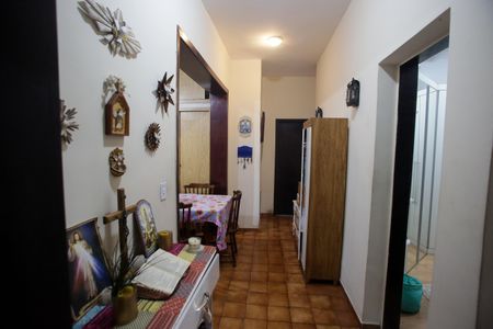 Casa à venda com 244m², 4 quartos e 3 vagas Casa à venda com 244m², 4 quartos e 3 vagasCozinha