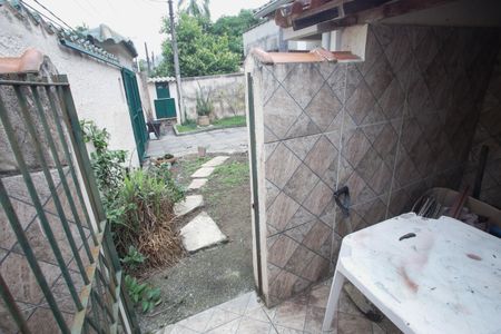 Casa à venda com 244m², 4 quartos e 3 vagas Casa à venda com 244m², 4 quartos e 3 vagasQuintal