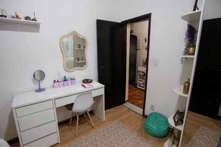 Casa à venda com 244m², 4 quartos e 3 vagas Casa à venda com 244m², 4 quartos e 3 vagasQuarto 4