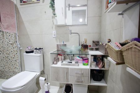 Casa à venda com 244m², 4 quartos e 3 vagas Casa à venda com 244m², 4 quartos e 3 vagasBanheiro da Suíte