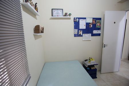 Casa à venda com 244m², 4 quartos e 3 vagas Casa à venda com 244m², 4 quartos e 3 vagasQuarto 1