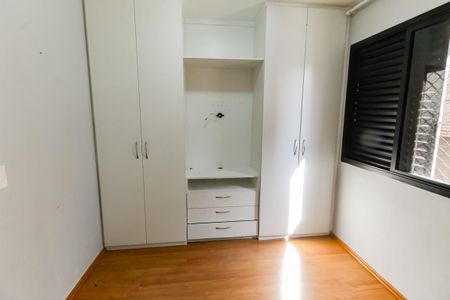 Apartamento para alugar com 78m², 3 quartos e 2 vagasQuarto 1 - Armários