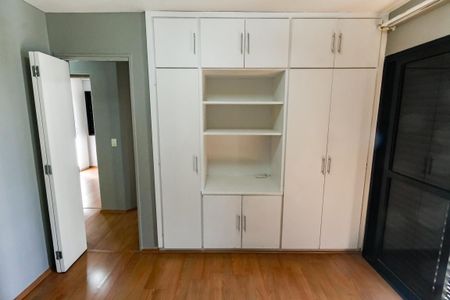 Apartamento para alugar com 78m², 3 quartos e 2 vagasSuíte - armários