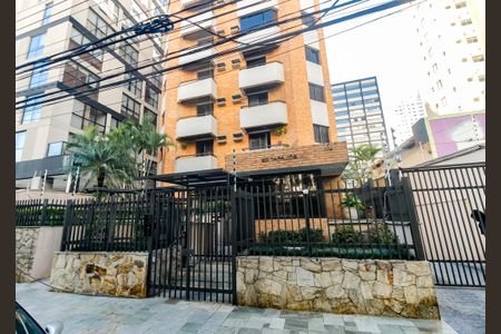 Apartamento para alugar com 78m², 3 quartos e 2 vagasFachada e portaria