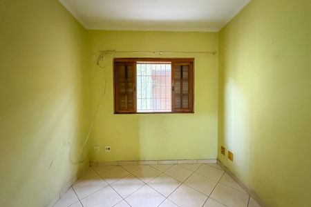 Casa à venda com 159m², 3 quartos e 3 vagasQuarto 2
