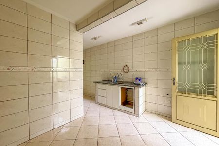 Casa à venda com 159m², 3 quartos e 3 vagasCozinha