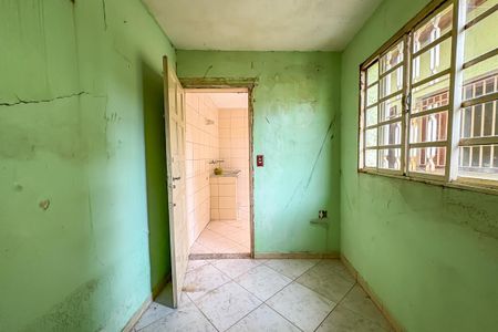 Casa à venda com 159m², 3 quartos e 3 vagasQuarto de Serviço