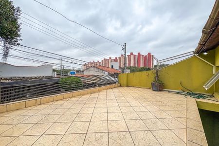 Casa à venda com 159m², 3 quartos e 3 vagasTerraço
