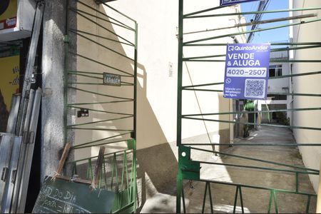 Casa à venda com 100m², 3 quartos e sem vagaFachada do Condomínio e Placa