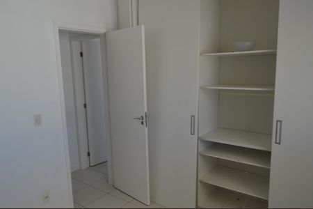 Apartamento à venda com 65m², 2 quartos e 1 vagaQuarto