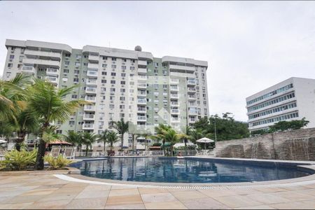 Apartamento à venda com 65m², 2 quartos e 1 vagaÁrea comum - Piscina