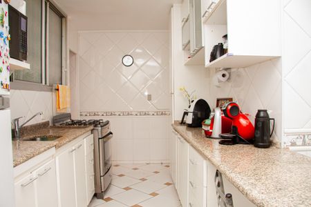 Apartamento à venda com 101m², 4 quartos e 1 vagaCozinha