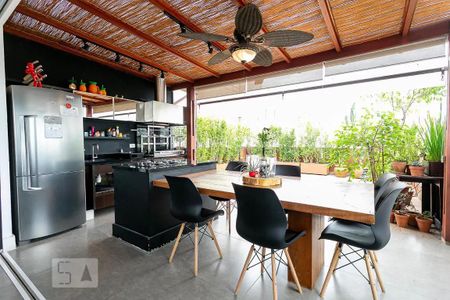 Apartamento à venda com 101m², 4 quartos e 1 vagaÁrea comum