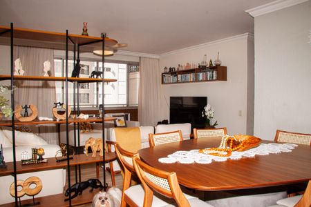 Apartamento à venda com 101m², 4 quartos e 1 vagaSala