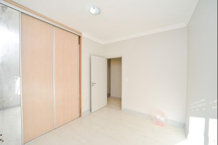 Apartamento à venda com 127m², 3 quartos e 1 vagaQuarto 2