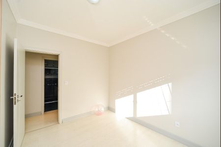 Apartamento à venda com 127m², 3 quartos e 1 vagaQuarto 2