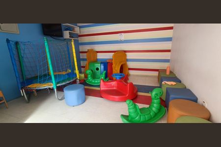 Apartamento à venda com 75m², 3 quartos e 1 vaga Apartamento à venda com 75m², 3 quartos e 1 vagaÁrea comum