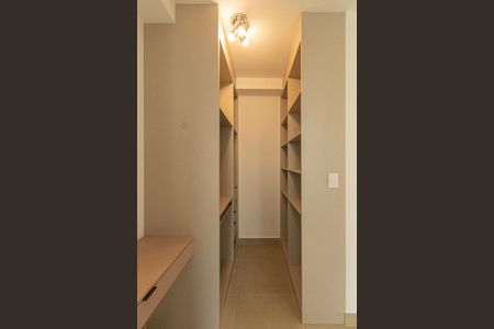 Apartamento para alugar com 47m², 1 quarto e 1 vagaCloset Suíte 