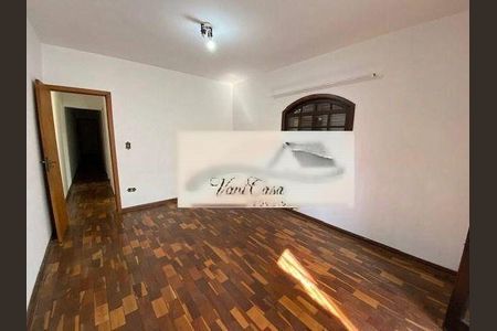 Casa à venda com 178m², 3 quartos e 2 vagas
