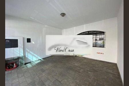 Casa à venda com 178m², 3 quartos e 2 vagas